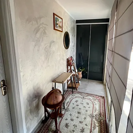 A Detached Floor Parekklisia