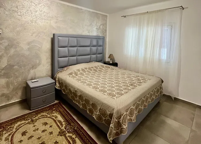 Case de vacanță A Detached Floor